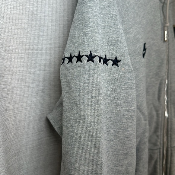 NIKE MANNY PACQUIAO HOODIE SIZE(L) - Picture 4 of 9